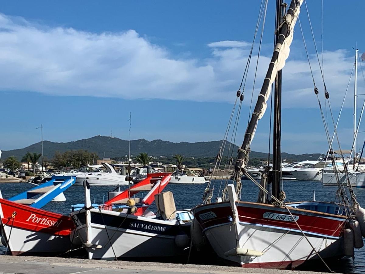 Les Toits De Sanary Et La Mer Dış mekan fotoğraf